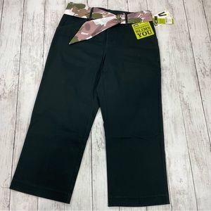 NWT Lee Natural Fit Capri Pants Black Summer Size 6 Petite 4 Medium Office Work